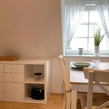 Altes Postamt By Rujana 아파트 빈츠