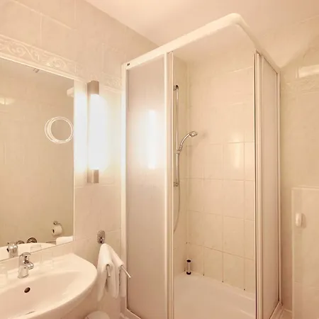 아파트 Altes Postamt By Rujana 빈츠