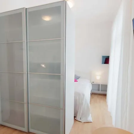 아파트 Altes Postamt By Rujana 빈츠